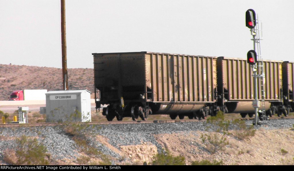 EB Unit Empty Open Hopper Frt at Erie NV -97